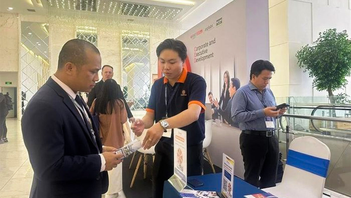 Công bố 100 nơi làm việc tốt nhất Việt Nam năm 2023 - baomoi.com